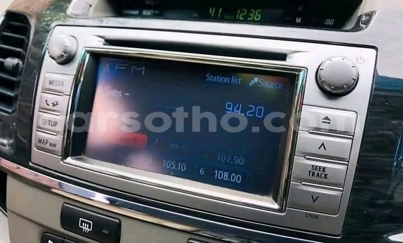 Buy Used Toyota Hilux Silver Car in Maseru in Maseru Buy Used Toyota Hilux Silver Car in Maseru in Maseru