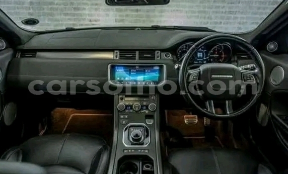 Acheter Occasion Voiture Land Rover Range Rover Evoque Blanc à Maseru, Maseru Acheter Occasion Voiture Land Rover Range Rover Evoque Blanc à Maseru, Maseru