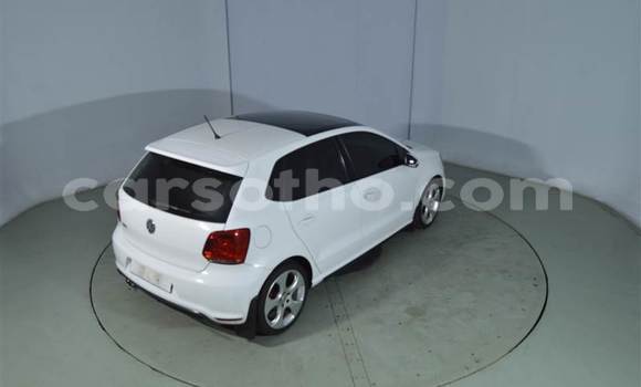 اشتري مستعمل Volkswagen Polo White سيارة في Thaba–Tseka في Mafeteng اشتري مستعمل Volkswagen Polo White سيارة في Thaba–Tseka في Mafeteng