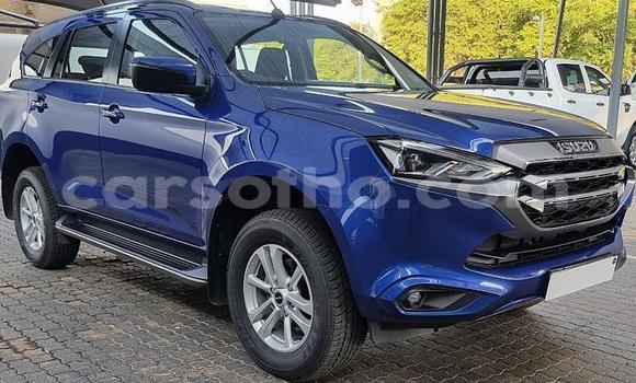 Buy Used Isuzu MU-X Blue Car in Maseru in Maseru Buy Used Isuzu MU-X Blue Car in Maseru in Maseru