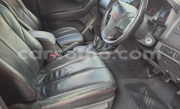 Buy Used Isuzu KB Red Car in Maseru in Maseru Buy Used Isuzu KB Red Car in Maseru in Maseru