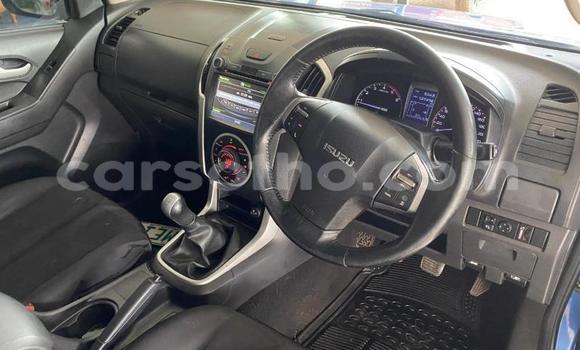 Sayi Na hannu Isuzu KB Blue Mota in Maseru a Maseru Sayi Na hannu Isuzu KB Blue Mota in Maseru a Maseru