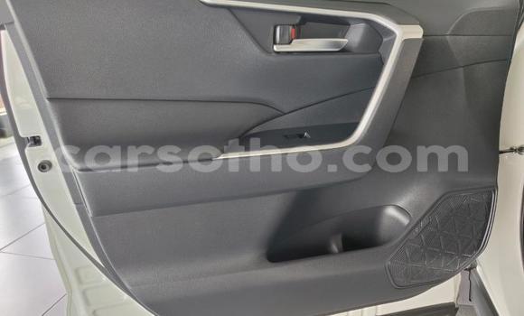 Buy Used Toyota RAV4 White Car in Maseru in Maseru Buy Used Toyota RAV4 White Car in Maseru in Maseru