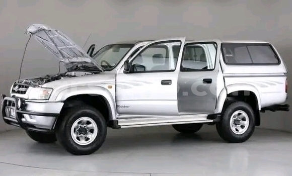 Acheter Occasion Voiture Toyota Hilux Bleu à Maseru, Maseru Acheter Occasion Voiture Toyota Hilux Bleu à Maseru, Maseru