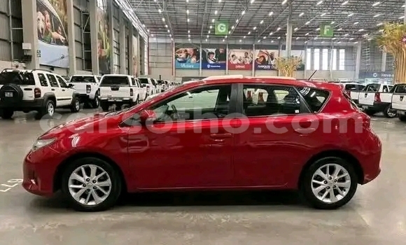Acheter Occasion Voiture Toyota Auris Rouge à Maseru, Maseru Acheter Occasion Voiture Toyota Auris Rouge à Maseru, Maseru