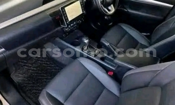 Buy Used Toyota Hilux White Car in Maseru in Maseru Buy Used Toyota Hilux White Car in Maseru in Maseru