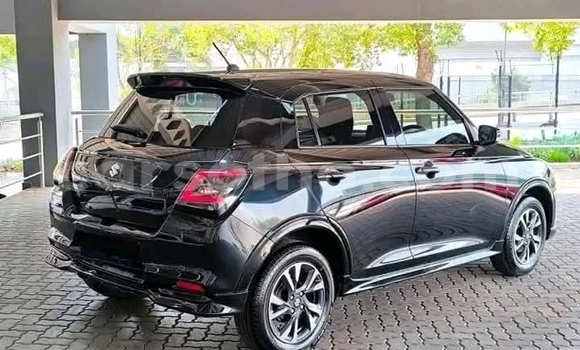 Buy Used Suzuki Swift Blue Car in Maseru in Maseru Buy Used Suzuki Swift Blue Car in Maseru in Maseru