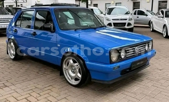 Buy Used Volkswagen Golf Blue Car in Maseru in Maseru Buy Used Volkswagen Golf Blue Car in Maseru in Maseru