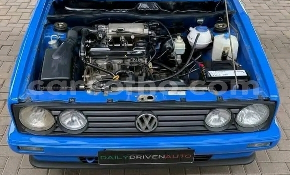 Buy Used Volkswagen Golf Blue Car in Maseru in Maseru Buy Used Volkswagen Golf Blue Car in Maseru in Maseru