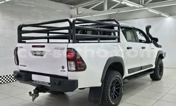 Acheter Occasion Voiture Toyota Hilux Blanc à Maseru, Maseru Acheter Occasion Voiture Toyota Hilux Blanc à Maseru, Maseru