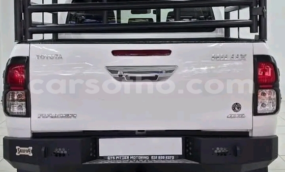 Acheter Occasion Voiture Toyota Hilux Blanc à Maseru, Maseru Acheter Occasion Voiture Toyota Hilux Blanc à Maseru, Maseru