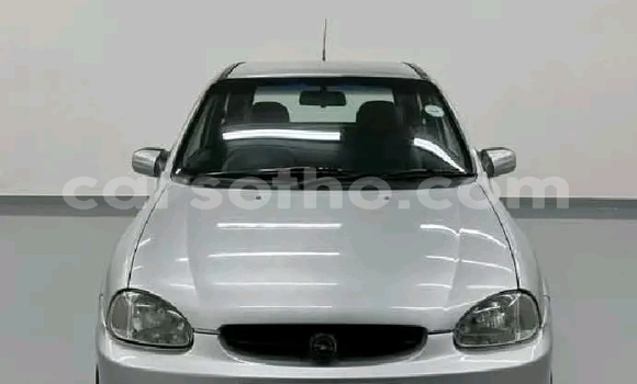 Sayi Na hannu Opel Corsa Silver Mota in Maseru a Maseru