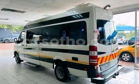 Acheter Occasion Voiture Mercedes-Benz S–Class Blanc à Maseru, Maseru Acheter Occasion Voiture Mercedes-Benz S–Class Blanc à Maseru, Maseru