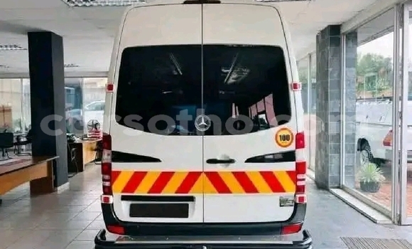 Acheter Occasion Voiture Mercedes-Benz S–Class Blanc à Maseru, Maseru Acheter Occasion Voiture Mercedes-Benz S–Class Blanc à Maseru, Maseru