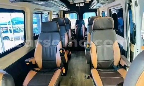 Acheter Occasion Voiture Mercedes-Benz S–Class Blanc à Maseru, Maseru Acheter Occasion Voiture Mercedes-Benz S–Class Blanc à Maseru, Maseru