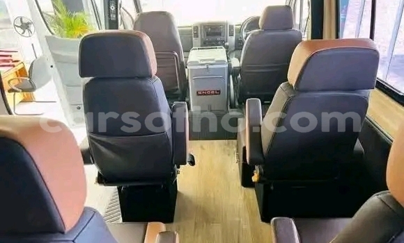 Acheter Occasion Voiture Mercedes-Benz S–Class Blanc à Maseru, Maseru Acheter Occasion Voiture Mercedes-Benz S–Class Blanc à Maseru, Maseru