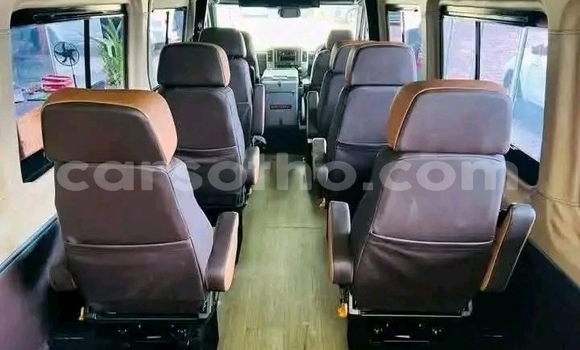 Acheter Occasion Voiture Mercedes-Benz S–Class Blanc à Maseru, Maseru Acheter Occasion Voiture Mercedes-Benz S–Class Blanc à Maseru, Maseru