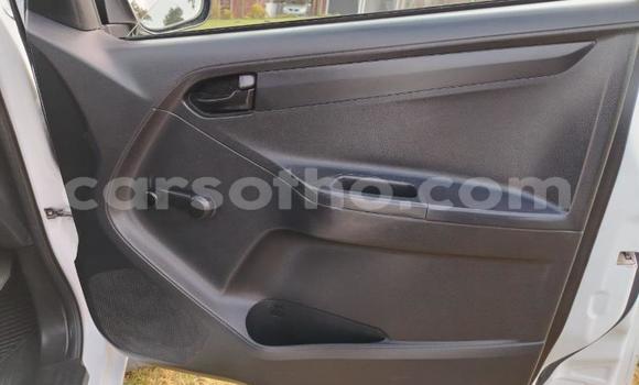 Acheter Occasion Voiture Isuzu KB Blanc à Maseru, Maseru Acheter Occasion Voiture Isuzu KB Blanc à Maseru, Maseru