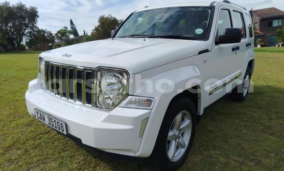 Buy Used Jeep Cherokee White Car in Maseru in Maseru