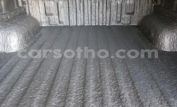 Buy Used Toyota Hilux White Car in Maseru in Maseru Buy Used Toyota Hilux White Car in Maseru in Maseru