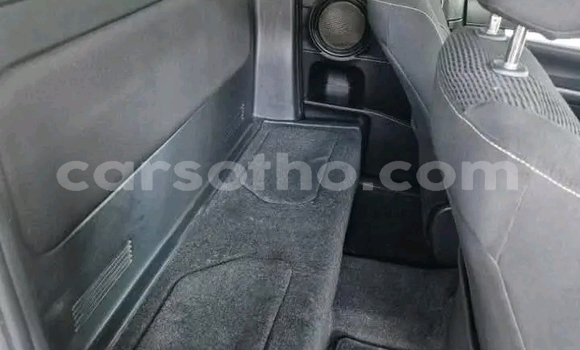 Buy Used Toyota Hilux White Car in Maseru in Maseru Buy Used Toyota Hilux White Car in Maseru in Maseru