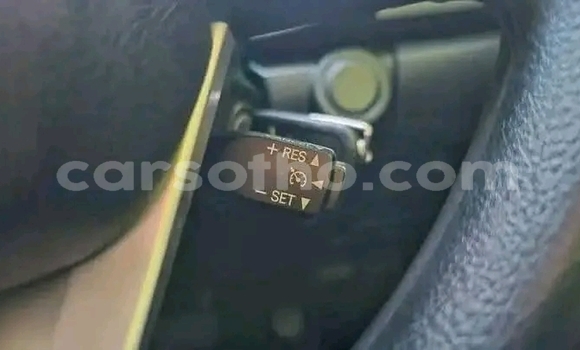 Buy Used Toyota Hilux White Car in Maseru in Maseru Buy Used Toyota Hilux White Car in Maseru in Maseru