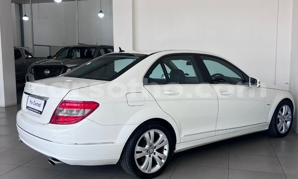 اشتري مستعمل Mercedes-Benz C–Class White سيارة في Maseru في Maseru اشتري مستعمل Mercedes-Benz C–Class White سيارة في Maseru في Maseru