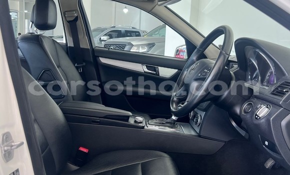 اشتري مستعمل Mercedes-Benz C–Class White سيارة في Maseru في Maseru اشتري مستعمل Mercedes-Benz C–Class White سيارة في Maseru في Maseru