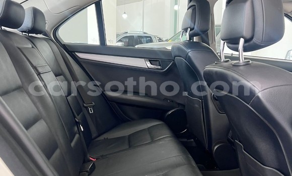 اشتري مستعمل Mercedes-Benz C–Class White سيارة في Maseru في Maseru اشتري مستعمل Mercedes-Benz C–Class White سيارة في Maseru في Maseru