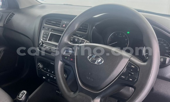 اشتري مستعمل Hyundai i20 Silver سيارة في Maseru في Maseru اشتري مستعمل Hyundai i20 Silver سيارة في Maseru في Maseru