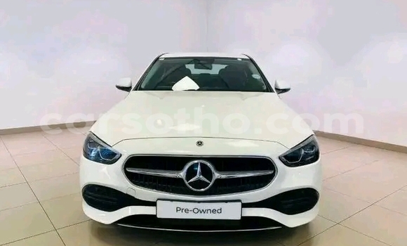 Acheter Occasion Voiture Mercedes-Benz C–Class Blanc à Maseru, Maseru