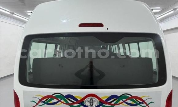 اشتري مستعمل Toyota Hiace White سيارة في Maseru في Maseru اشتري مستعمل Toyota Hiace White سيارة في Maseru في Maseru