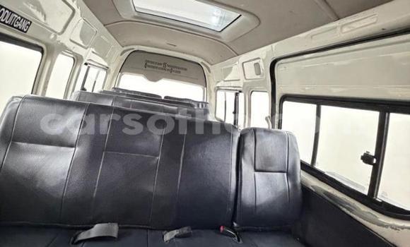 اشتري مستعمل Toyota Hiace White سيارة في Maseru في Maseru اشتري مستعمل Toyota Hiace White سيارة في Maseru في Maseru