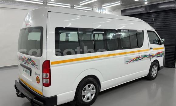 اشتري مستعمل Toyota Hiace White سيارة في Maseru في Maseru اشتري مستعمل Toyota Hiace White سيارة في Maseru في Maseru