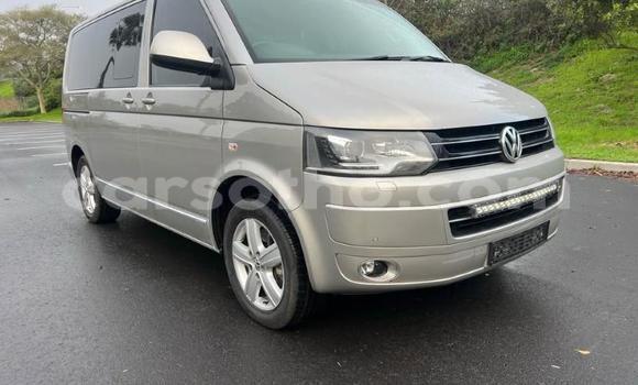 اشتري مستعمل Volkswagen Caravelle Brown سيارة في Maseru في Maseru اشتري مستعمل Volkswagen Caravelle Brown سيارة في Maseru في Maseru