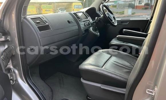 اشتري مستعمل Volkswagen Caravelle Brown سيارة في Maseru في Maseru اشتري مستعمل Volkswagen Caravelle Brown سيارة في Maseru في Maseru