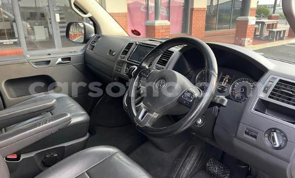 اشتري مستعمل Volkswagen Caravelle Brown سيارة في Maseru في Maseru اشتري مستعمل Volkswagen Caravelle Brown سيارة في Maseru في Maseru