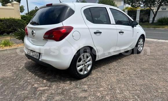 اشتري مستعمل Opel Corsa White سيارة في Maseru في Maseru اشتري مستعمل Opel Corsa White سيارة في Maseru في Maseru
