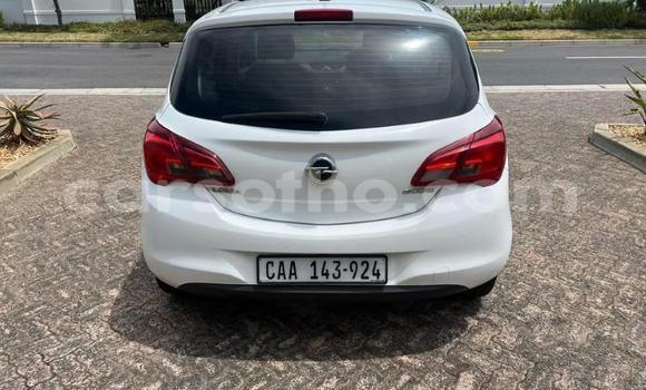 اشتري مستعمل Opel Corsa White سيارة في Maseru في Maseru اشتري مستعمل Opel Corsa White سيارة في Maseru في Maseru