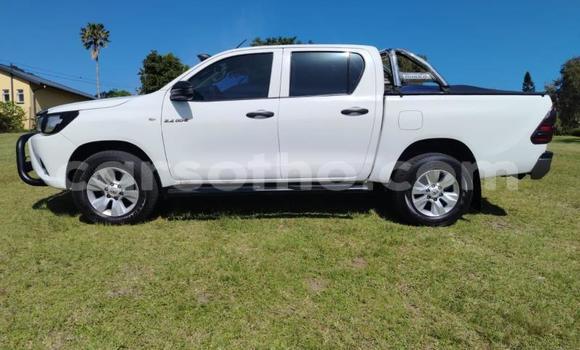 Acheter Occasion Voiture Toyota Hilux Blanc à Maseru, Maseru Acheter Occasion Voiture Toyota Hilux Blanc à Maseru, Maseru