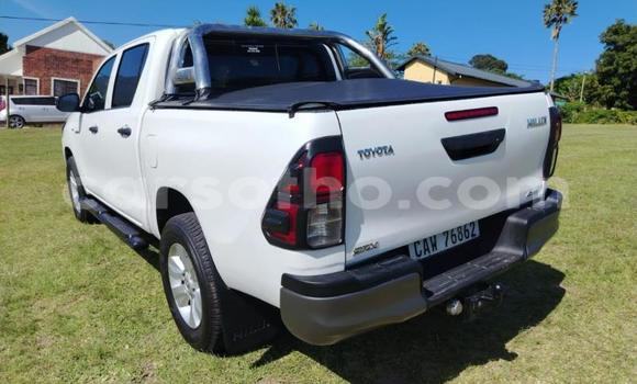 Acheter Occasion Voiture Toyota Hilux Blanc à Maseru, Maseru Acheter Occasion Voiture Toyota Hilux Blanc à Maseru, Maseru