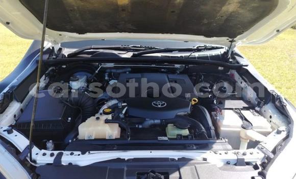 Acheter Occasion Voiture Toyota Hilux Blanc à Maseru, Maseru Acheter Occasion Voiture Toyota Hilux Blanc à Maseru, Maseru
