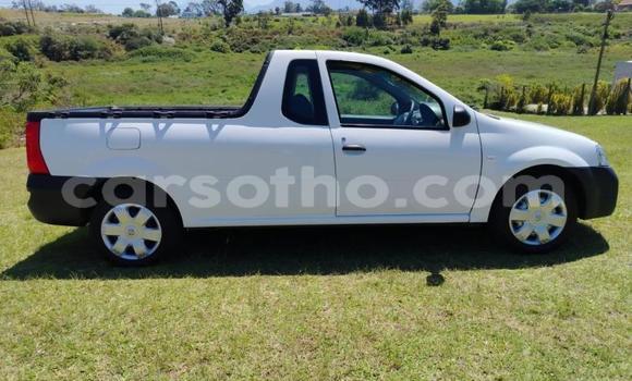 اشتري مستعمل Nissan NP 300 White سيارة في Maseru في Maseru اشتري مستعمل Nissan NP 300 White سيارة في Maseru في Maseru