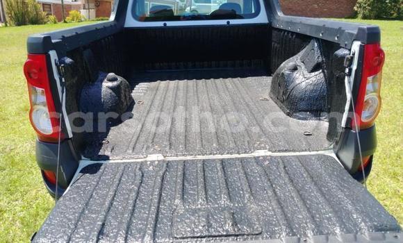 اشتري مستعمل Nissan NP 300 White سيارة في Maseru في Maseru اشتري مستعمل Nissan NP 300 White سيارة في Maseru في Maseru