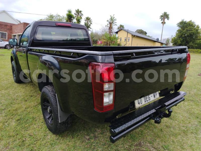 Big with watermark isuzu d max maseru maseru 30784