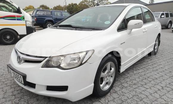 Sayi Na hannu Honda Civic White Mota in Maseru a Maseru Sayi Na hannu Honda Civic White Mota in Maseru a Maseru
