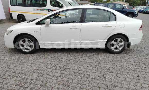 Sayi Na hannu Honda Civic White Mota in Maseru a Maseru Sayi Na hannu Honda Civic White Mota in Maseru a Maseru