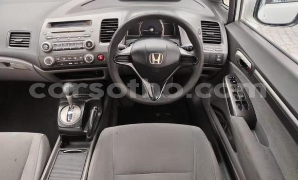 Sayi Na hannu Honda Civic White Mota in Maseru a Maseru Sayi Na hannu Honda Civic White Mota in Maseru a Maseru