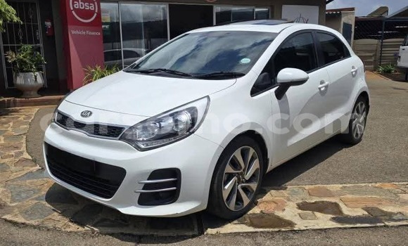 Buy Used Kia Rio White Car in Maseru in Maseru Buy Used Kia Rio White Car in Maseru in Maseru