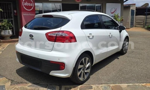 Buy Used Kia Rio White Car in Maseru in Maseru Buy Used Kia Rio White Car in Maseru in Maseru